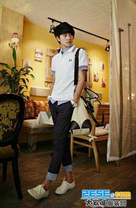 夏天流行男士服装搭配 - a2e5e1 - a2e5e1的博客 夏天流行男士服装搭配 衬衫+T恤+仔裤