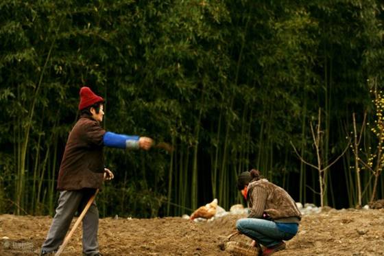 邓建平作品选之妈妈在老家 图片