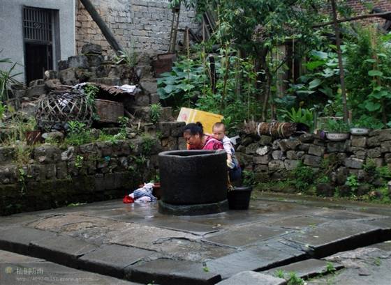 邓建平作品选之父爱如山 图片