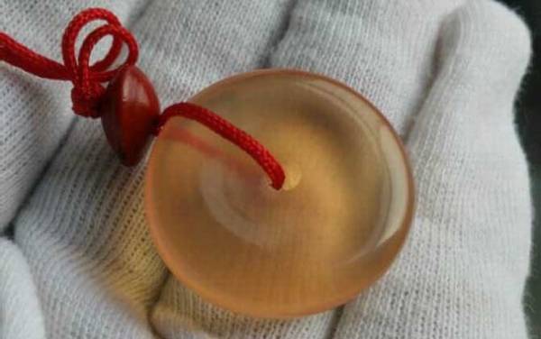 青鱼石在鱼的什么部位?