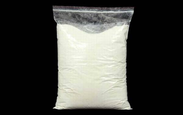 轻麸和雪花粉哪个好用?