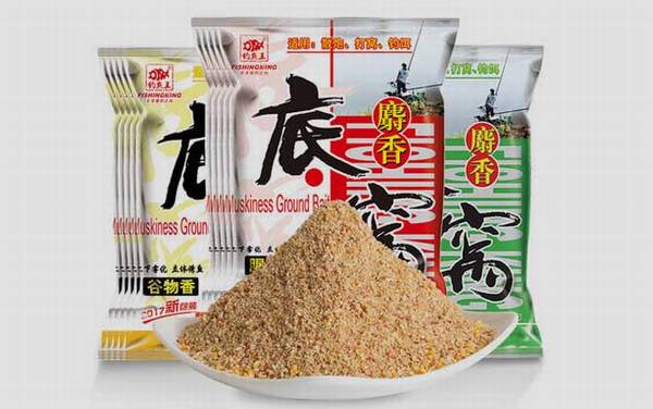 用什么窝料诱鲫鱼最快?