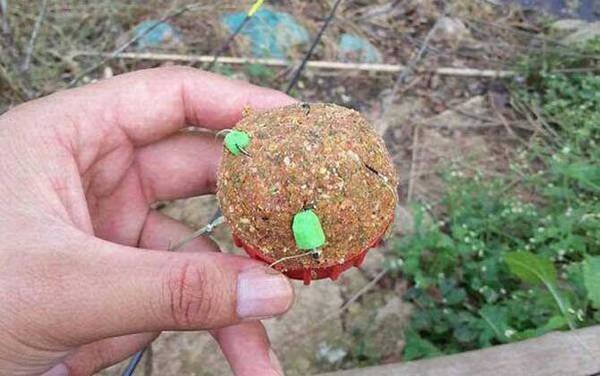 爆炸钩和翻板钩哪个好用?