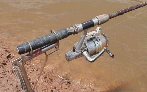 传统钓用什么鱼竿?