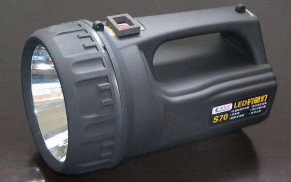 ҹ������Ҫ��Щװ����