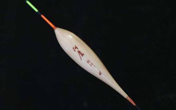 鱼漂长尾好还是短尾好?