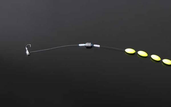 七星漂怎么安装在鱼线上?