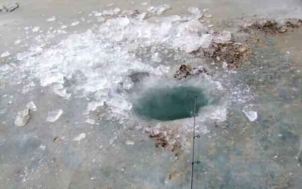 冰钓鲫鱼技巧及注意事项