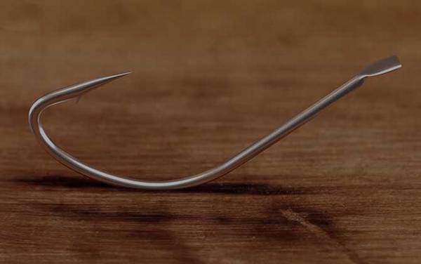 白狐钩几号钓鲫鱼?一般用0.5~2号,具体用几号要看鲫鱼大小!