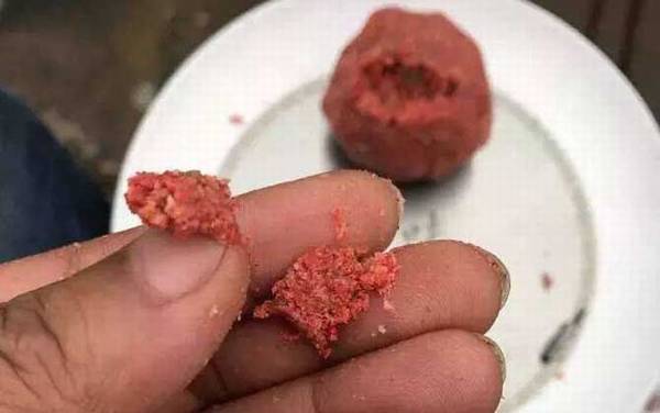 搓饵_正确开饵_怎么搓不掉钩_加不加拉丝粉