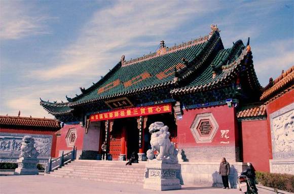 ���Ϸ������湬