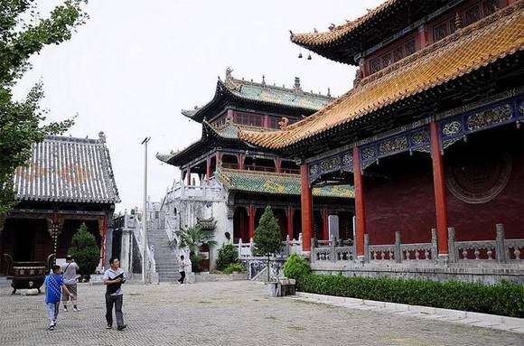 ���Ϸ������湬