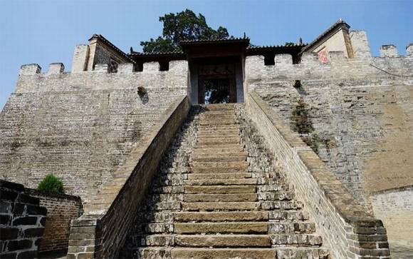 ��������˾��Ǩ��Ĺ