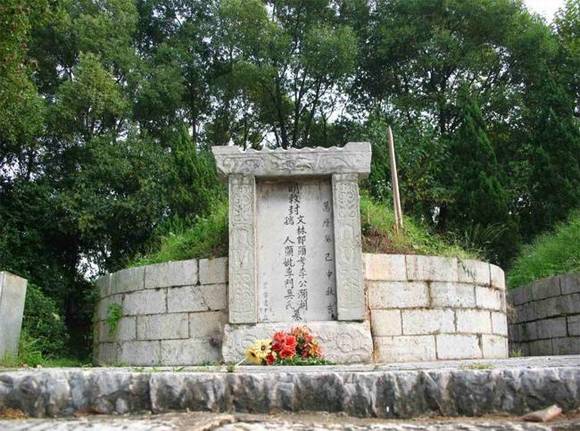 ����ޭ����ʱ��Ĺ