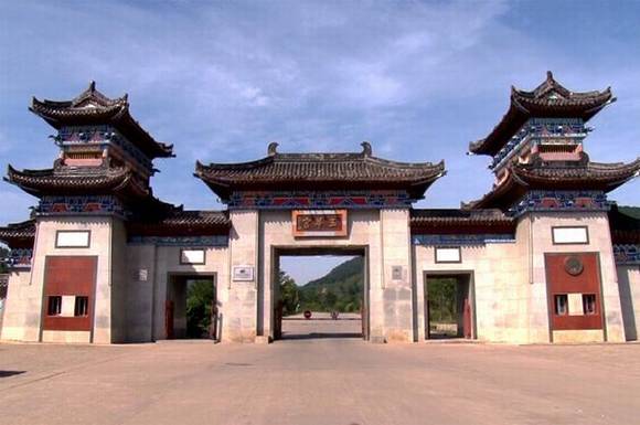 ����ͭ���񻪹�