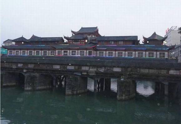 ���������������