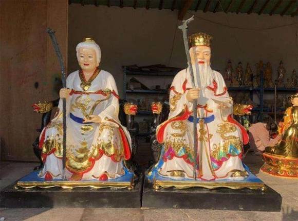 ɽ��ү�ϰ�ͷ��������˵