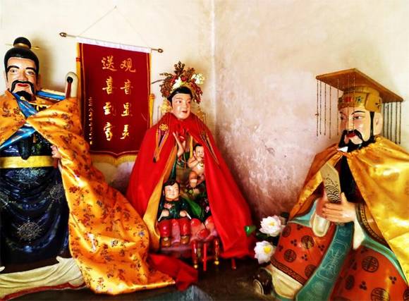 ���Ϲ�����������