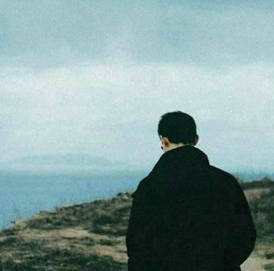 描写梦醒后惆怅的诗句