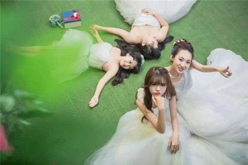 倚栏听风的对应的诗句