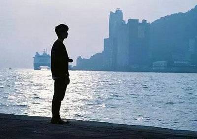 咏柳的古诗的大意