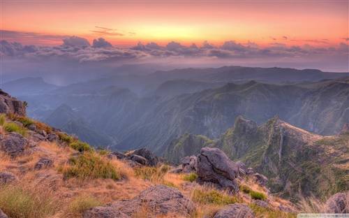 石沓沓古城导游词