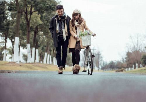 女儿看妈妈的诗句