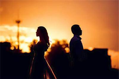 关于黄金的古诗