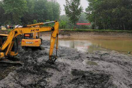 鱼塘淤泥太深的清理办法_养鱼