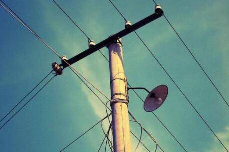 养鸡没电可以吗?_养鸡