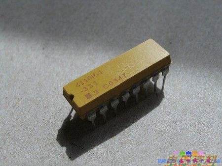 一个330×8双列直插式排阻