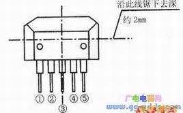 断开STR-6020、STR-6020S内开关管的“方法二”的示意图