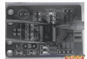 对管脚较多的元件进行对脚或多脚固定焊接