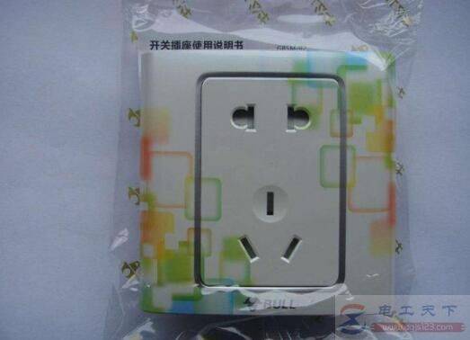 五孔插座怎么接线,五孔插座接线方法图解