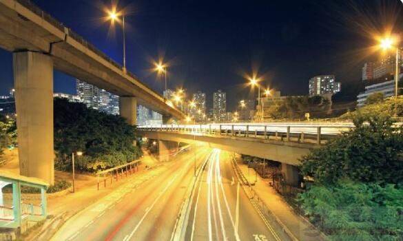 ��ѹ�Ƶ���ʲô�ƣ���ѹ�ƵƵĽ��ߵ�·ͼʲô��