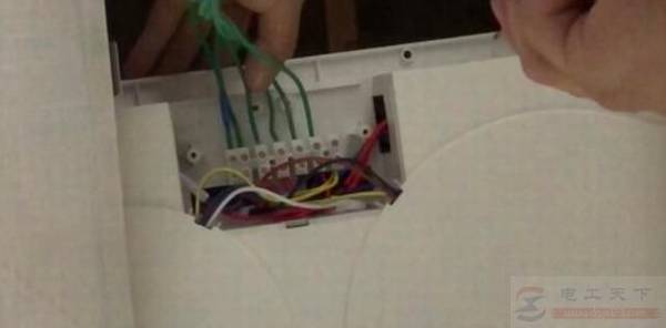 PVC吊顶安装风暖浴霸的安装过程详解