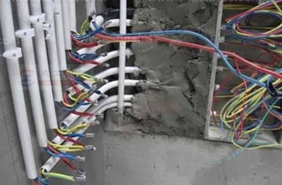 电线穿管工具穿线器的用法,电工规范穿线法的注意事项