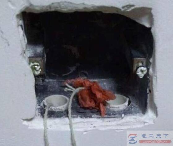 电工穿线线管有三个弯,穿线器怎么穿线(一招解决)