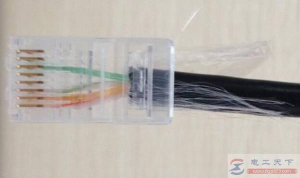 ��о������ȷ����ˮ��ͷ�ķ�����ѡ��������о��ѹ��������Ƥ