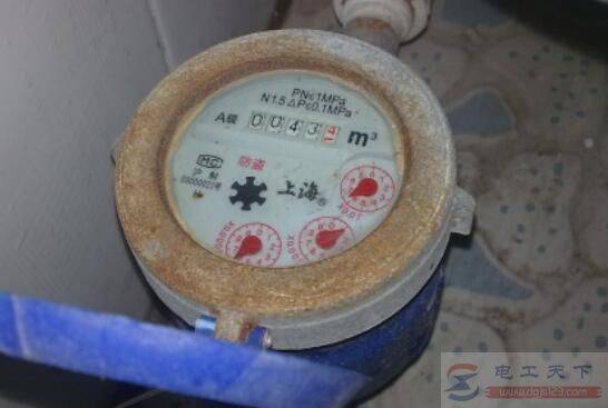 水表度数问题:水表一直自转,水费越交越多