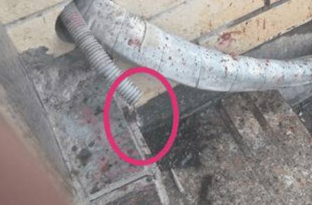 空调制冷的水从什么位置流出