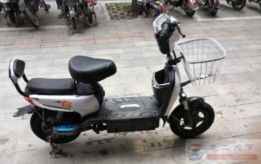 48V12Ah�綯����س������ѹ�Ƕ���