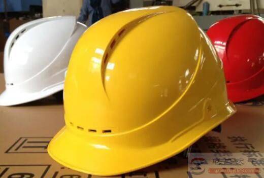 ����ñ����ɫ�ȼ����ַ���