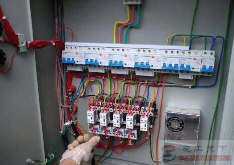 现在做电工有前途吗,听听老电工的肺腑之言