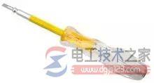 维修电工常用工具:试电笔,电工刀,旋凿,钳子等