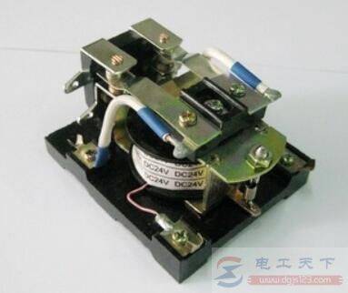 怎么对电磁式控制继电器进行试验和调整?