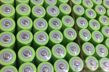 锂电池充电次数与寿命