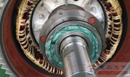 怎么判断异步电动机滚动轴承的好坏?