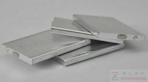 锂电池有电压无电流什么原因