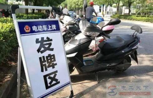 ��Ħ�г���ʻ֤Ҫ��Ҫ�ٿ��綯����ʻ֤